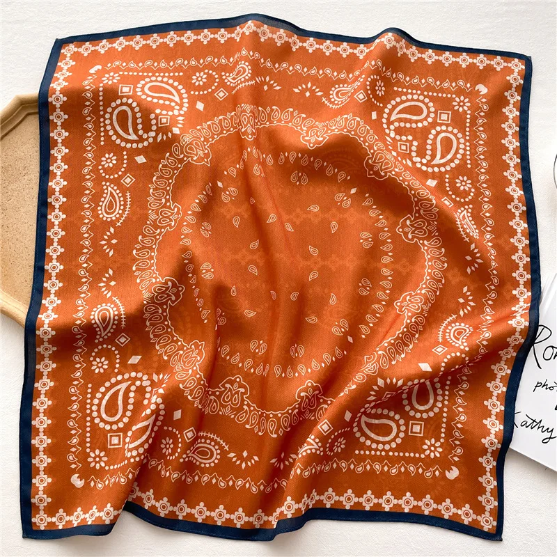 القطن الخالص المرأة وشاح ساحة  - مراجعة Bandana Cotton وسعره