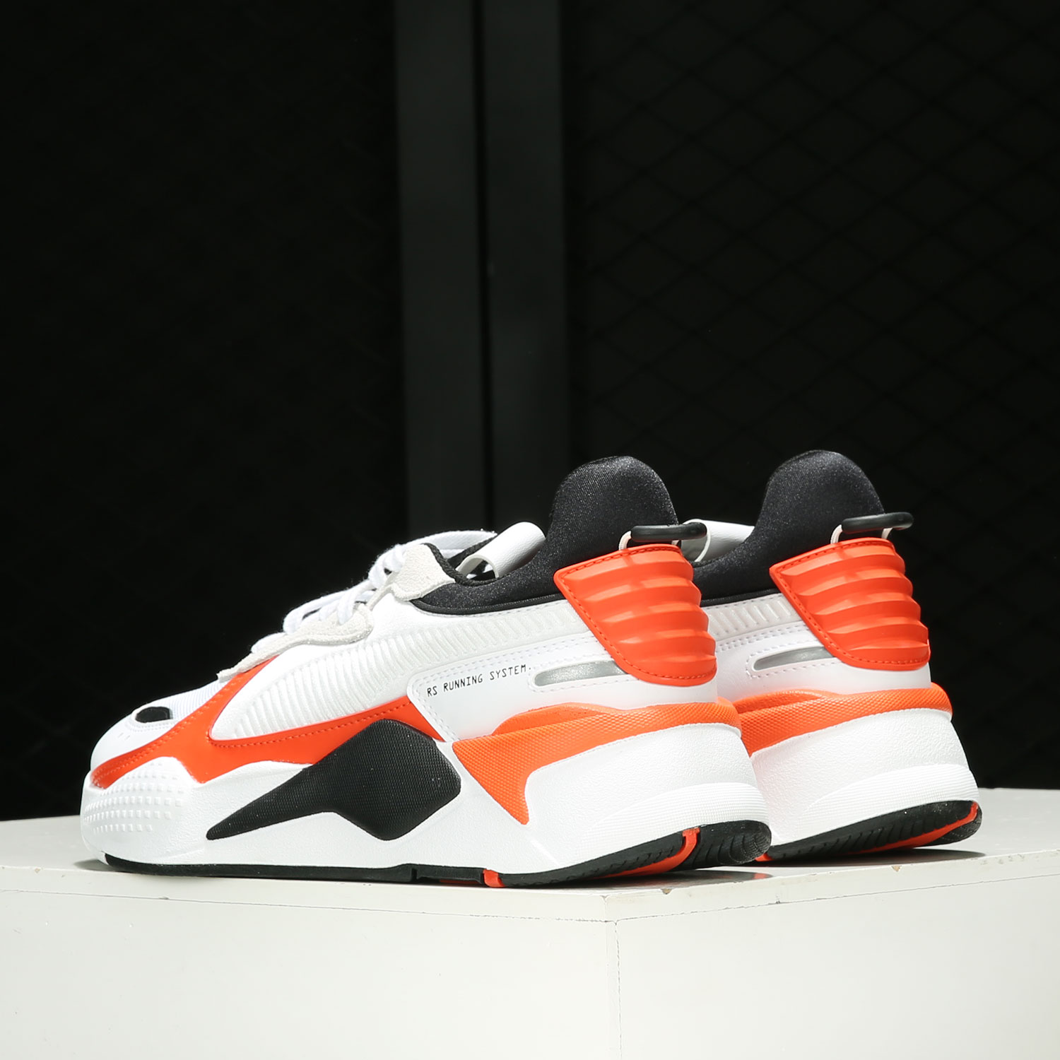 حذاء رياضي كاجوال من Puma أصلي - مراجعة Puma Shoes Rs-X وسعره