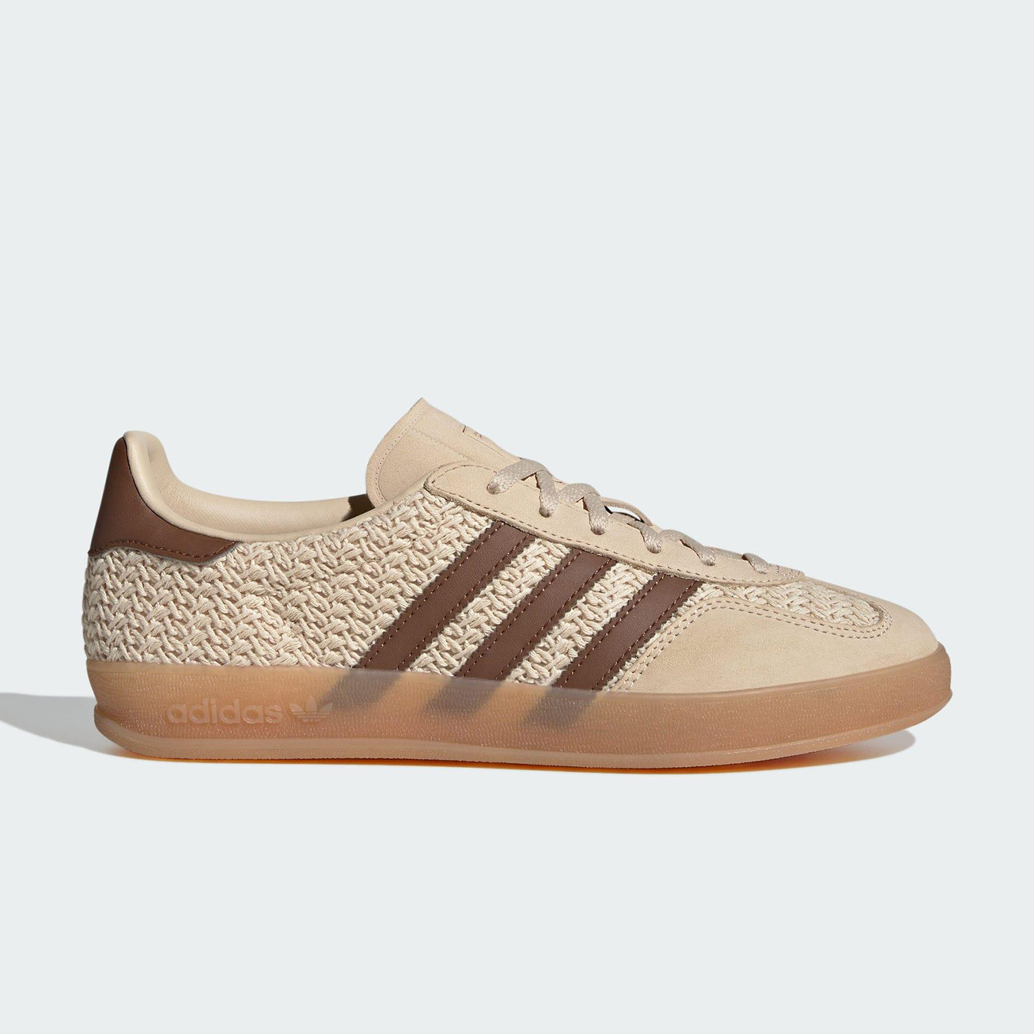حذاء رياضي كاجوال كلاسيكي كلاس - مراجعة Adidas Shoes Gazelle وسعره