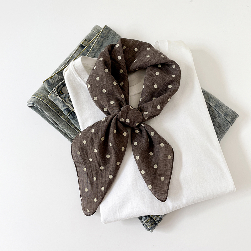 وشاح مربع جديد بلون واحد من ال - مراجعة Bandana Cotton وسعره