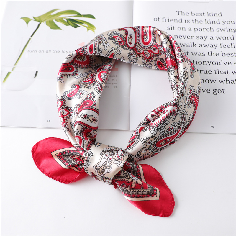 وشاح حريري فاخر مربع الشكل بطو - مراجعة Silk Neck Scarf وسعره