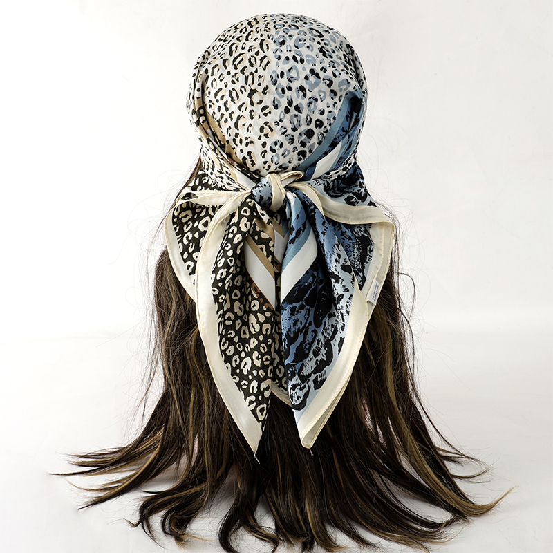 الفاخرة شال حريري الدهون القط  - مراجعة Silk Neck Scarf وسعره